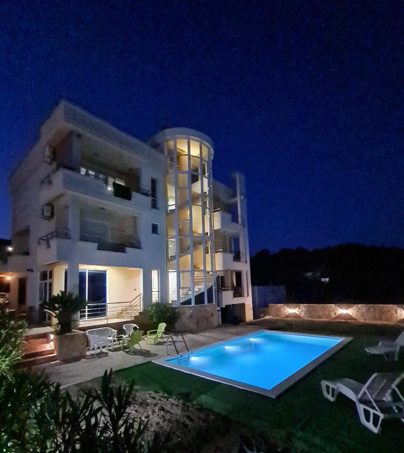 Kopernikus Apartments Улцинь Экстерьер фото