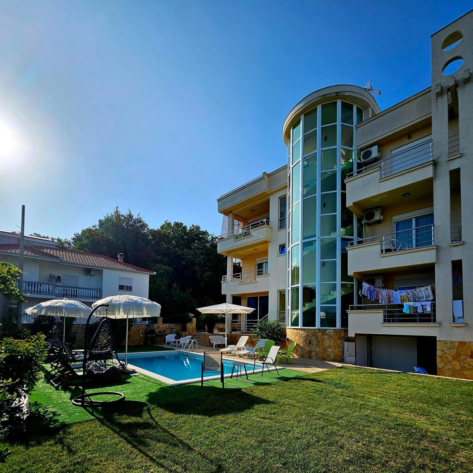 Kopernikus Apartments Улцинь Экстерьер фото