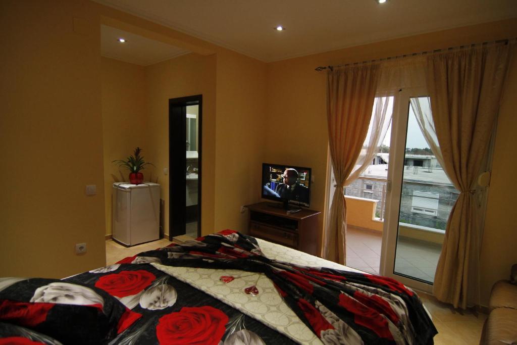 Kopernikus Apartments Улцинь Экстерьер фото